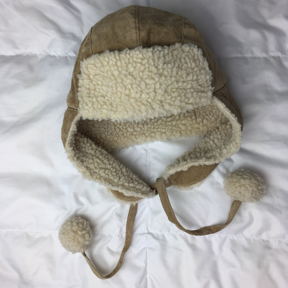 American Eagle Outfitters Accessories - American Eagle Outfitters Trapper Hat